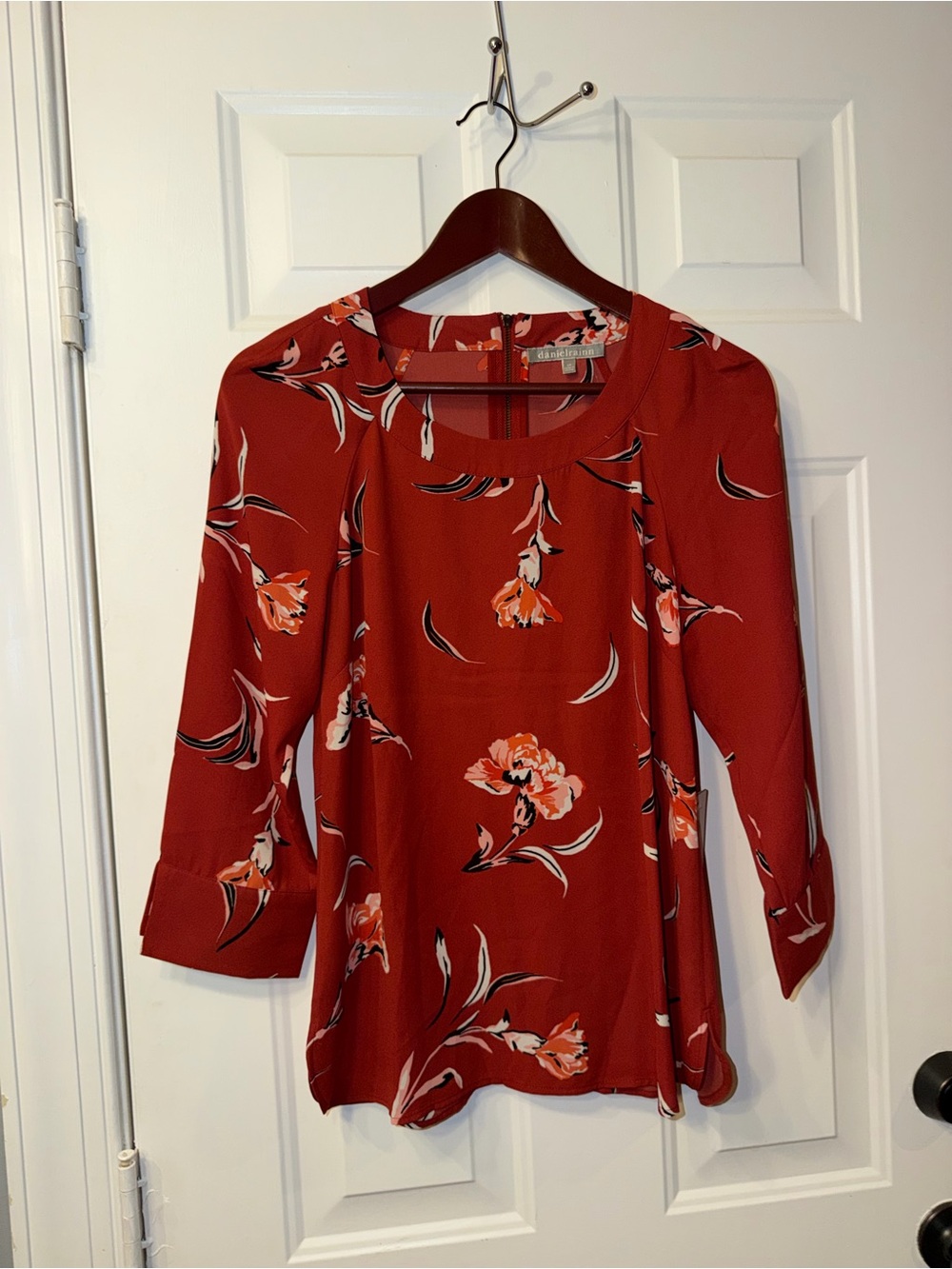 Daniel Rainn Rust Floral Scoop Neck Blouse